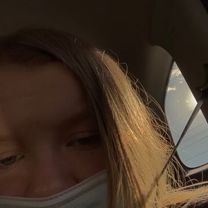 Meet your Posher, Ella